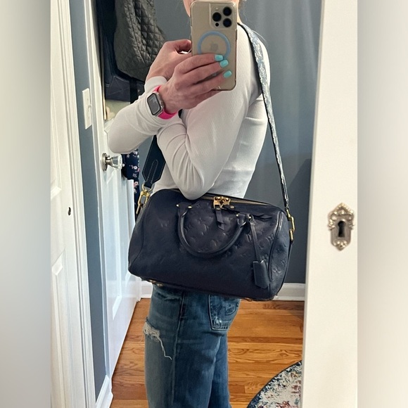 Louis Vuitton Denim Bandolier Strap. 35” long. Impossible to find! - Picture 12 of 16